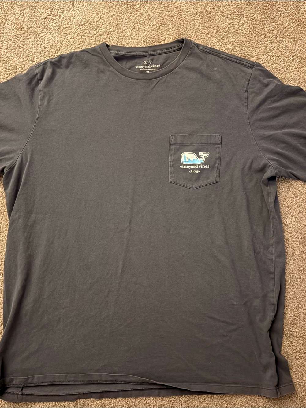 Vineyard Vines Short Sleeve Pocket Tee in Charcoal